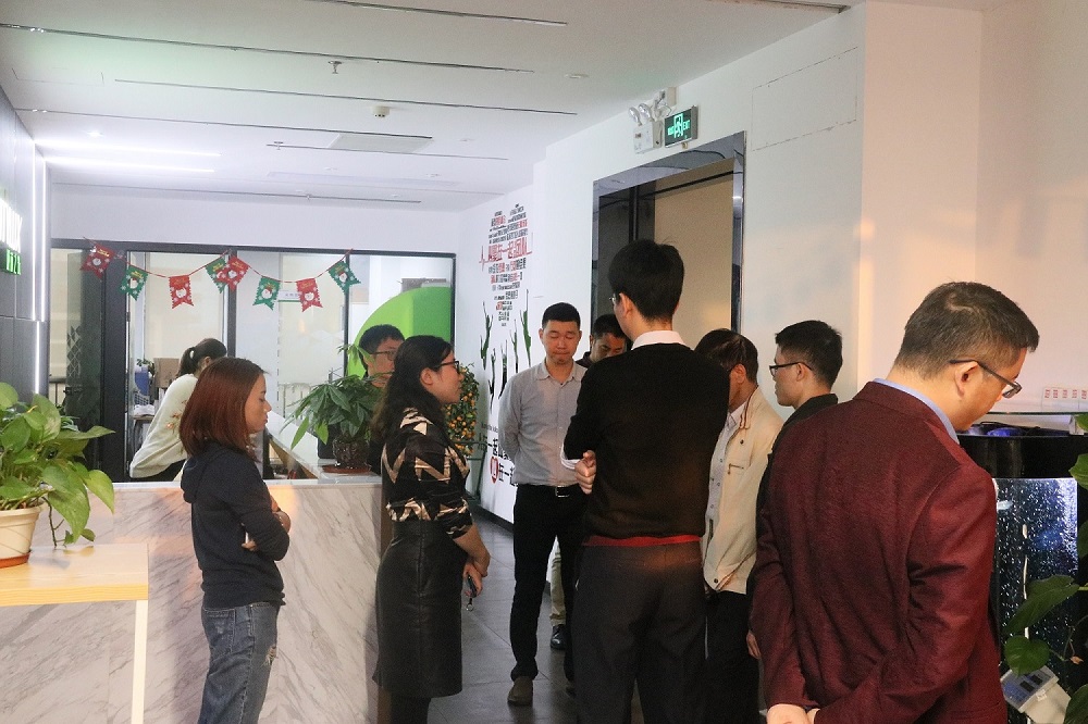 Warmly welcome the Guangzhou Industrial and Information Technology Committee and district leaders to visit CITYLUX
